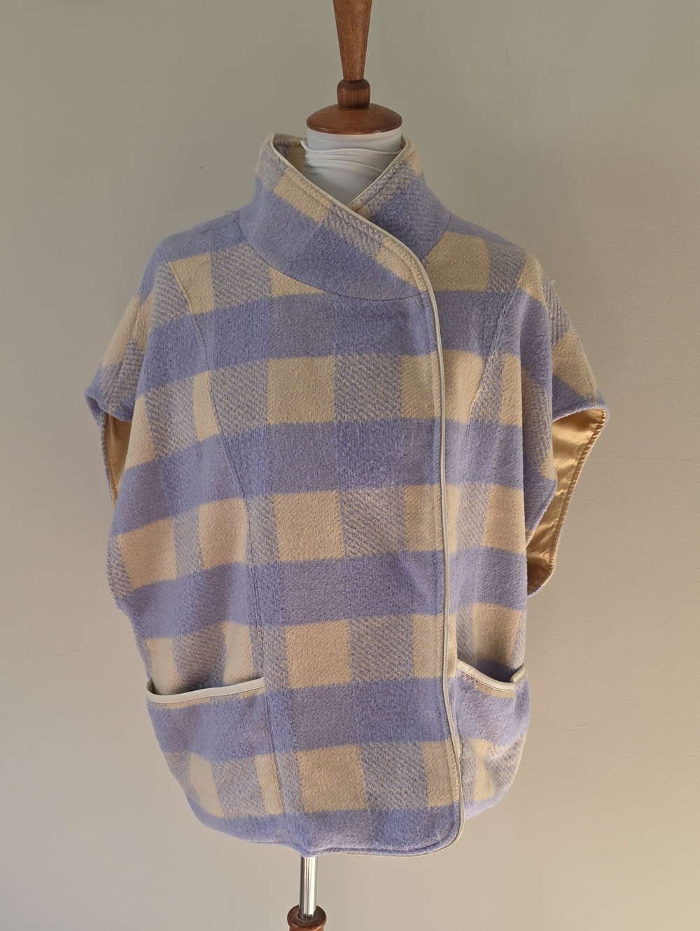 Andersen & Lauth Plaid  Jacket Vest Tan and Lavender